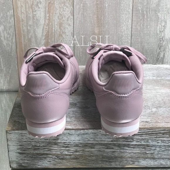 NWT Nike Classic Cortez Prem Leather Plum Chalk W - Picture 3 of 8